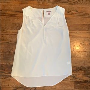 Chelsea 28 mint green blouse